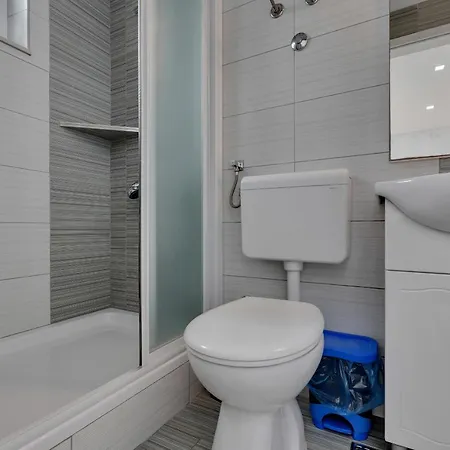 Apartment Zorica *
