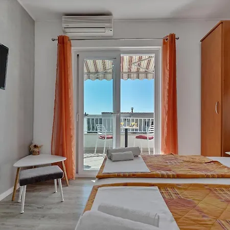 Apartment Zorica *