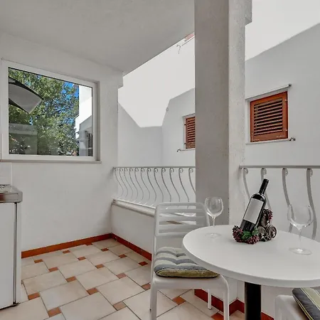 Apartment Zorica *