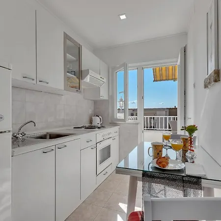 Apartment Zorica *