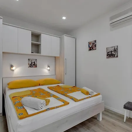 Apartment Zorica Tucepi