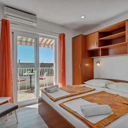 Apartment Zorica Tucepi