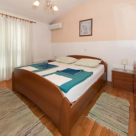 Zorica Apartment Tucepi
